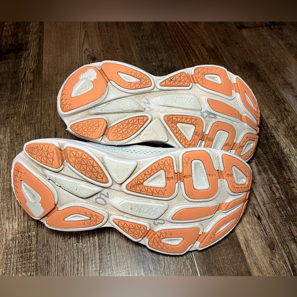 Hoka Bondi 8 in Summer Song Size 8.5 WIDE - Picture 4 of 7